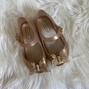 Mini Melissa size 7